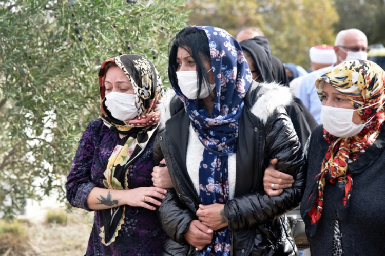 Otelde ölen Gamze'nin annesi: Beni bırakıp nereye gittin