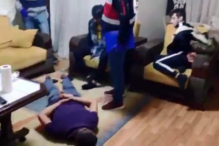 'Çelik Kafes' operasyonunda bazada yakalandı