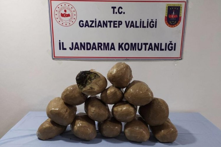 Motosiklette 28 kilo esrar yakalandı