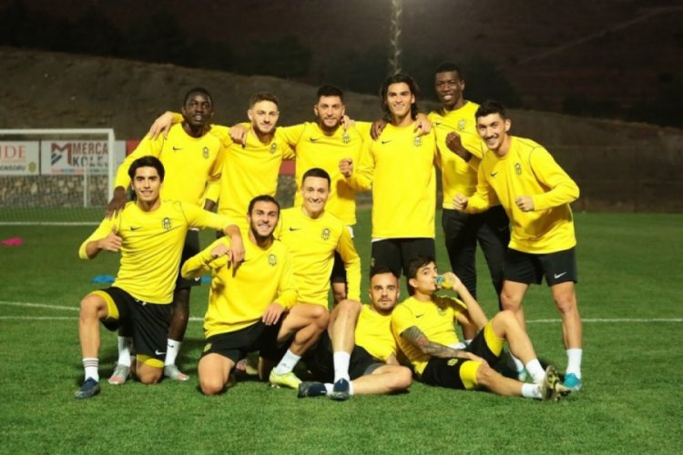 Yeni Malatyaspor'da 3 pozitif vaka daha