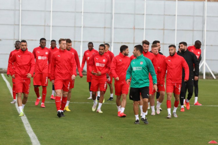 Sivasspor, Karabağ maçı hazırlıklarını tamamladı