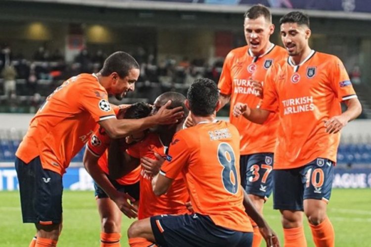 M. Başakşehir, İngiliz devi Manchester United'ı 2-1 yendi