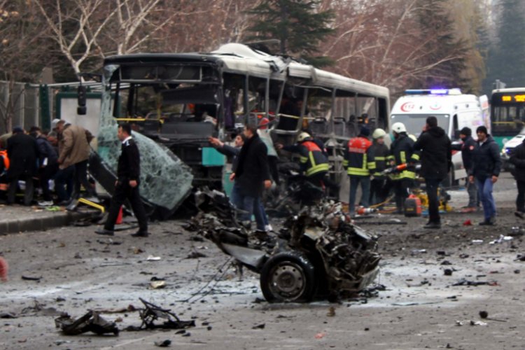 Kayseri'deki terör saldırısı davası sanıklarının cezasına onama