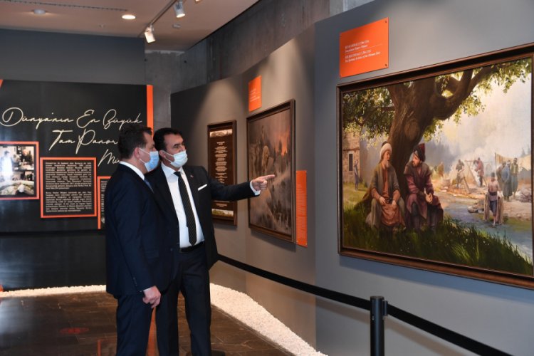 Balıkesir Büyükşehir Belediye Başkanı Yılmaz, Bursa Fetih Müzesi'ni gezdi