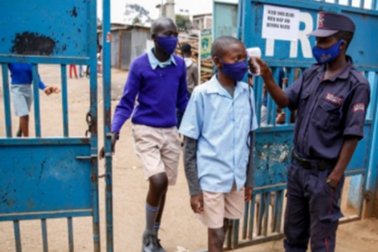 Kenya'da bir okulda 68 öğrenci ve 5 öğretmende Covid-19 tespit edildi