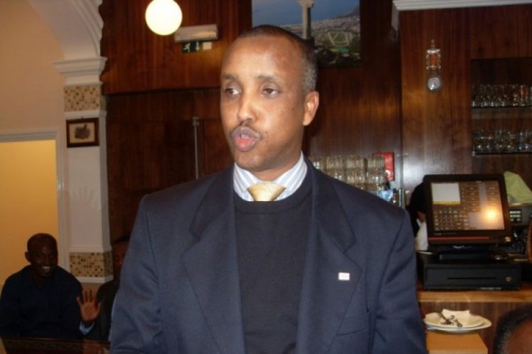 Somalili bakan bombalı saldırıdan son anda kurtuldu