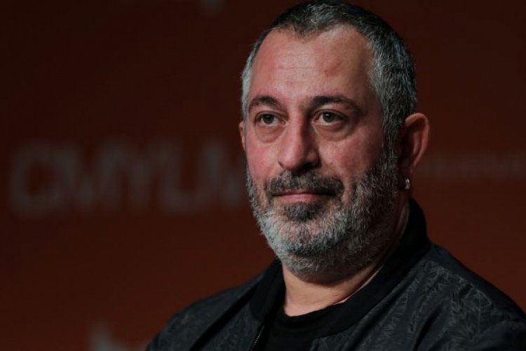 Cem Yılmaz'dan takipçisine şaşırtan tepki