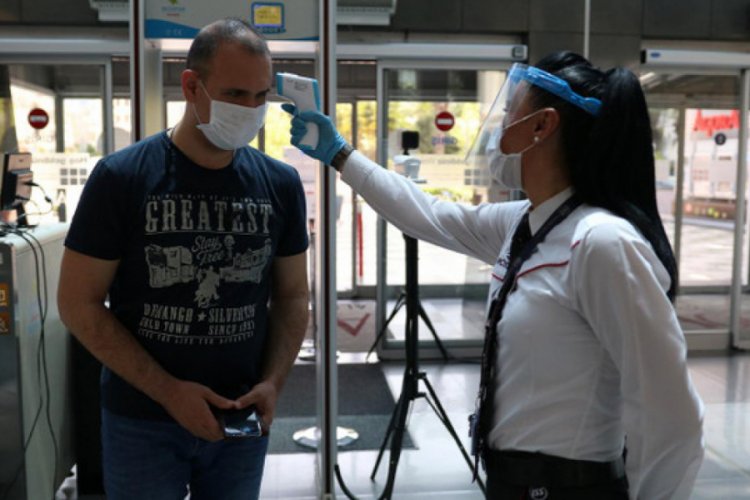 Bilim Kurulu Üyesi: ''Ateş ölçer değil HES kodu kullanın!''