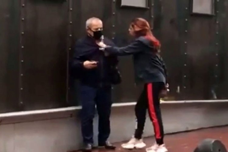 Babası yaşında adamı tekme tokat dövüp başına şişeyle vurdu
