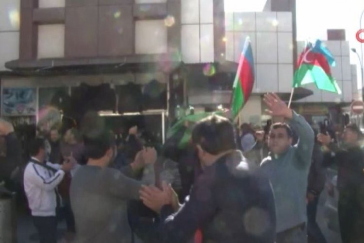 Şuşa zaferi Azerbaycan halkını sokağa döktü