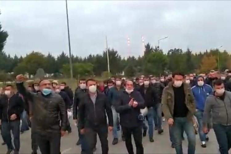 Bursa'daki Anadolu Cam fabrikasında işçiler eyleme başladı