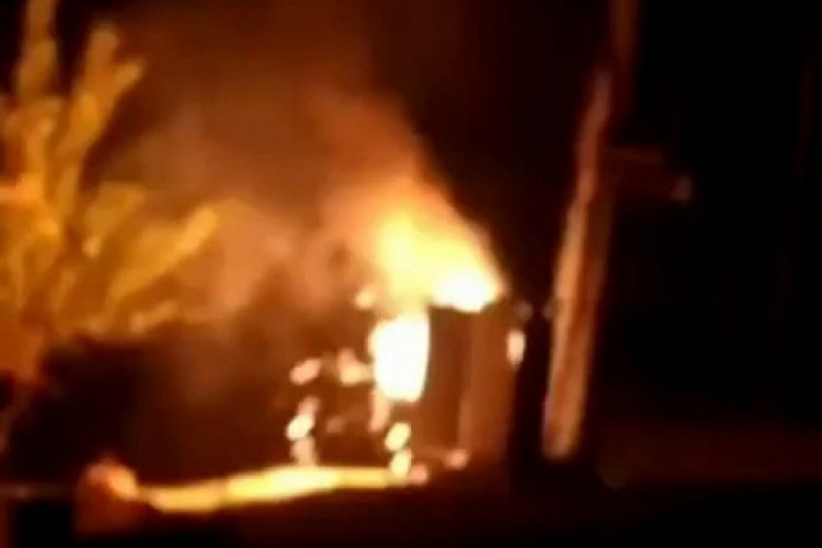 Elektrik trafosu bomba gibi patladı