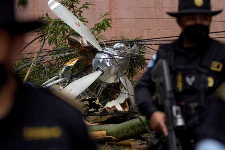 Guatemala'da insani yardım malzemesi taşıyan uçak düştü