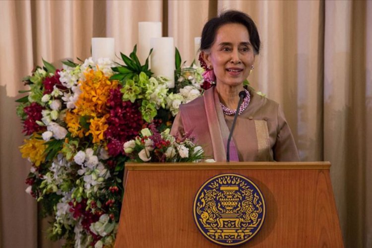 Myanmar'daki seçimlerde Suu Çii'nin partisi yarışı önde götürüyor
