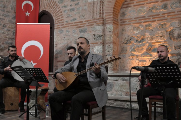 Bursa Osmangazi'den türkü dolu gece