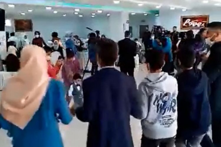 Bursa İnegöl'de düğünde halay çeken 30 kişiye ceza