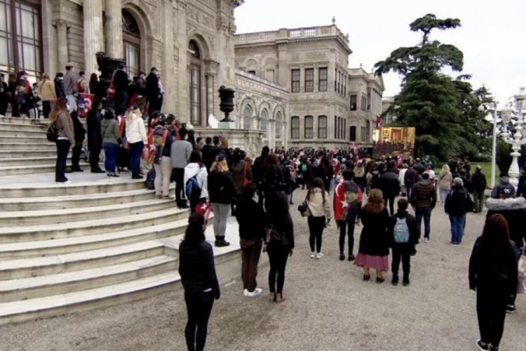 Binler Dolmabahçe'ye akın etti