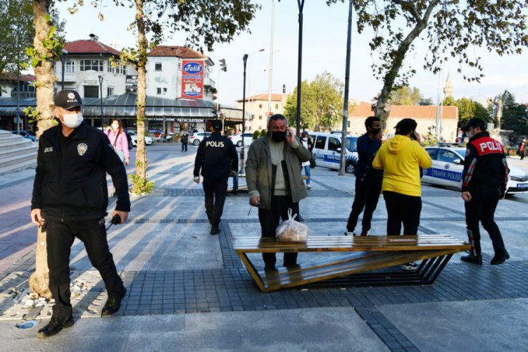 Isparta'da sokakta sigara içmek yasaklandı