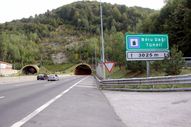 Bolu Dağı Tüneli trafiğe açıldı