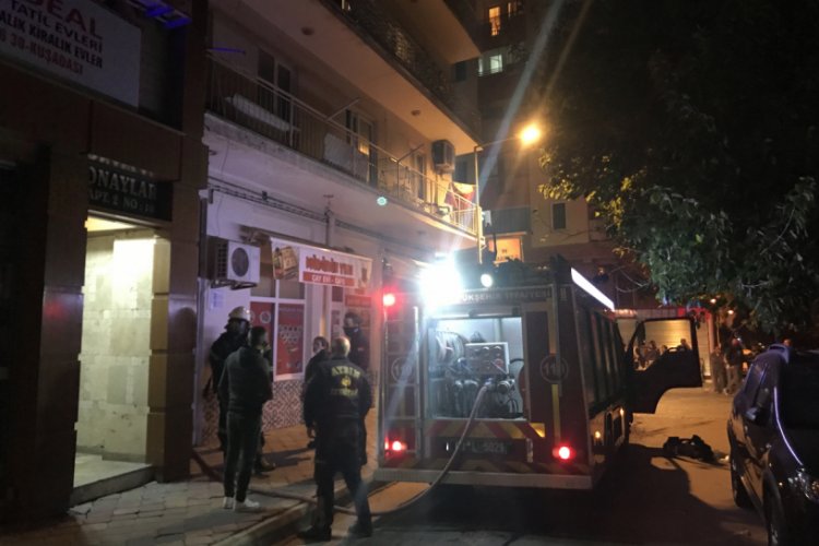 Aydın'da çamaşır makinesi evi yakıyordu