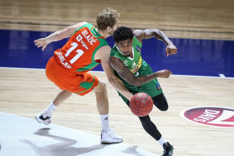 Frutti Extra Bursaspor Cedevita'ya yine yenildi