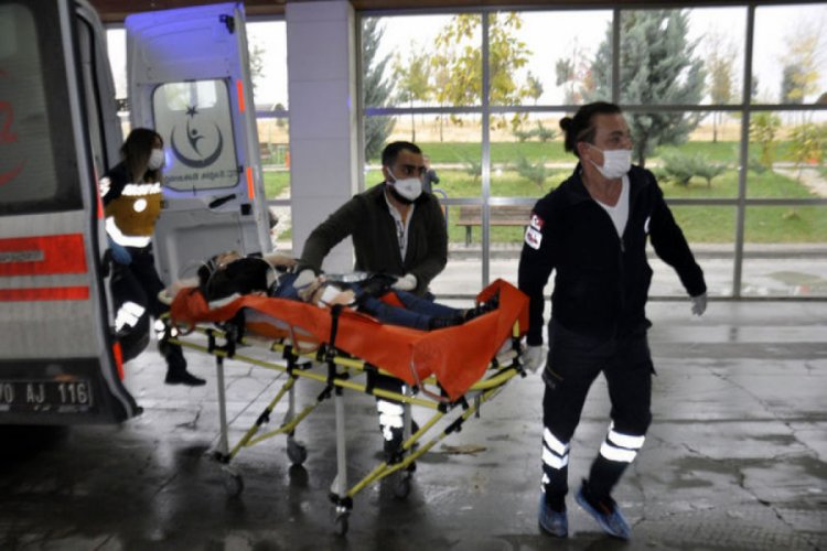 Kendisini vurmak için hazırlık yapan eşinin fotoğrafını çekti