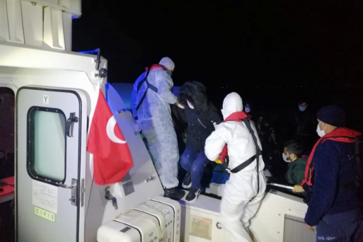 Muğla'da 24 göçmen kurtarıldı