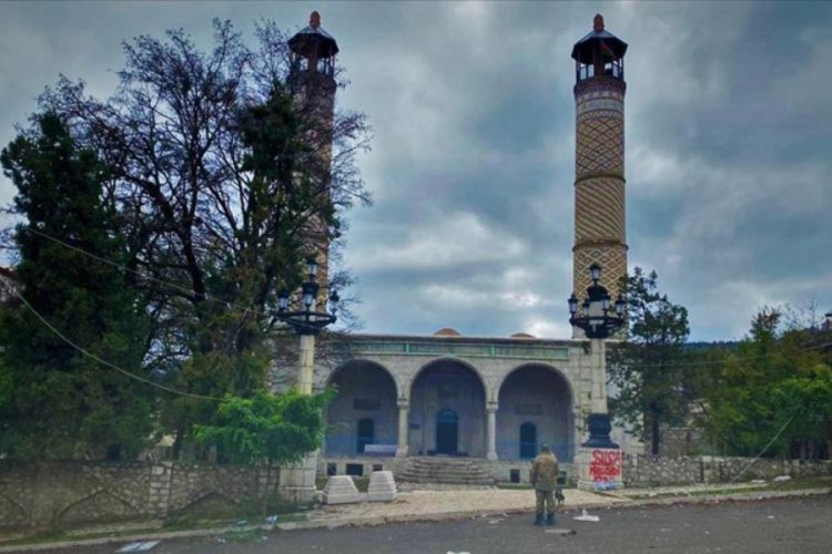 Şuşa'da 28 yıl sonra cuma namazı kılındı