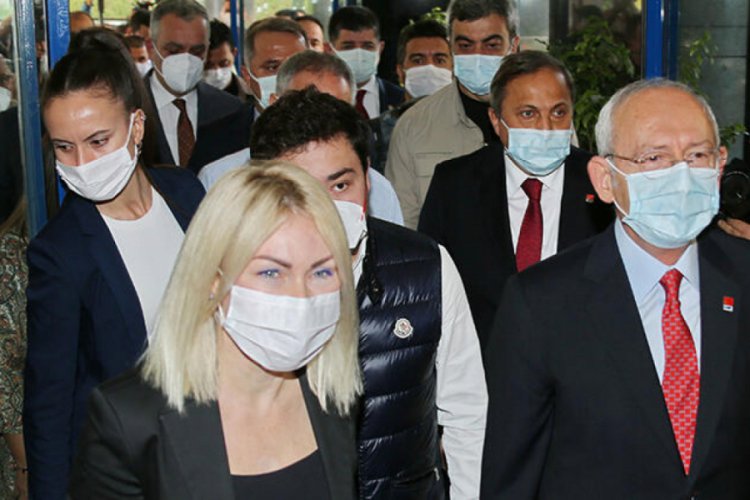 Kılıçdaroğlu, Başkan Böcek'i hastanede ziyaret etti