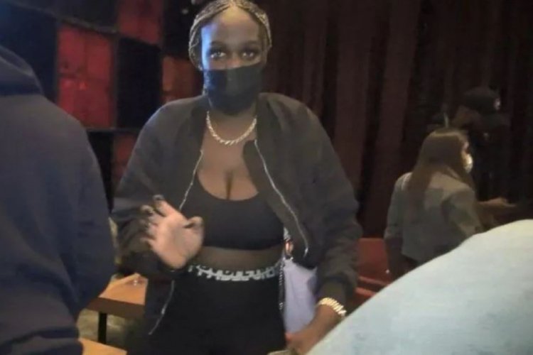 Miss Uganda kadınları eğlencede yakalandı