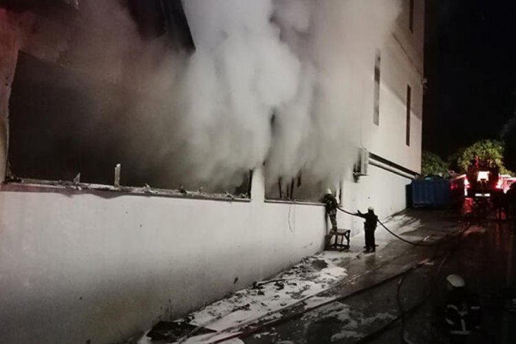 Silah fabrikasında yangın