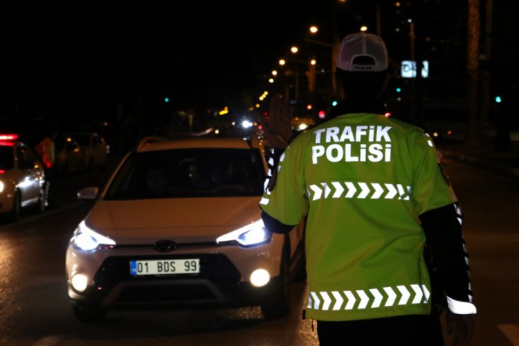 Adana'da binlerce polisle Huzur ve Güven uygulaması