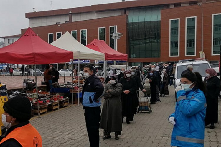 Pazara sırayla girebildiler