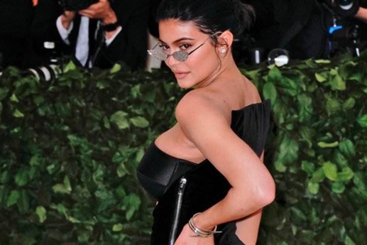 Kylie Jenner 200 milyonu aştı