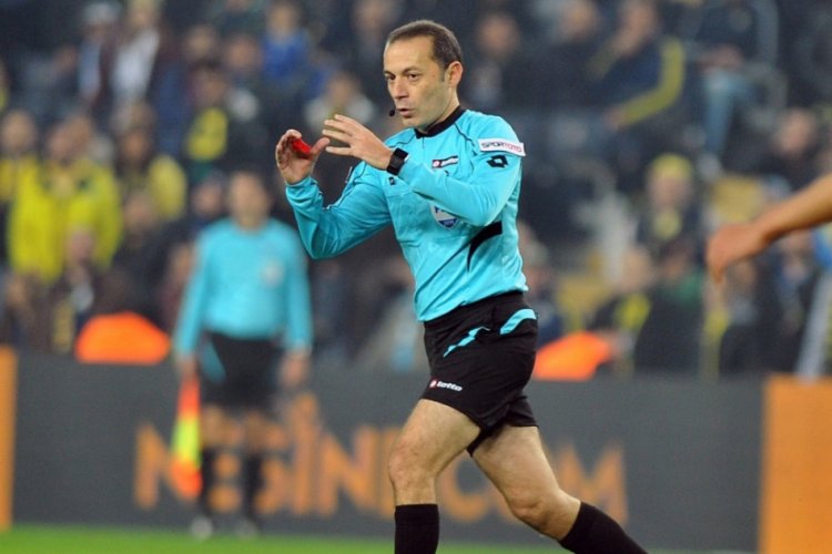 UEFA'dan Cüneyt Çakır'a görev