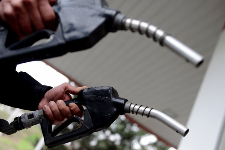 Benzine 32 kuruş indirim