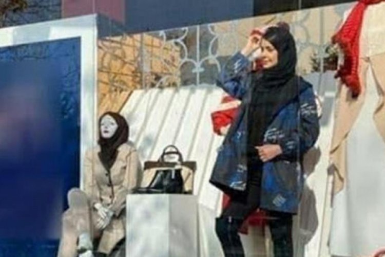 İran'da canlı manken yasaklandı