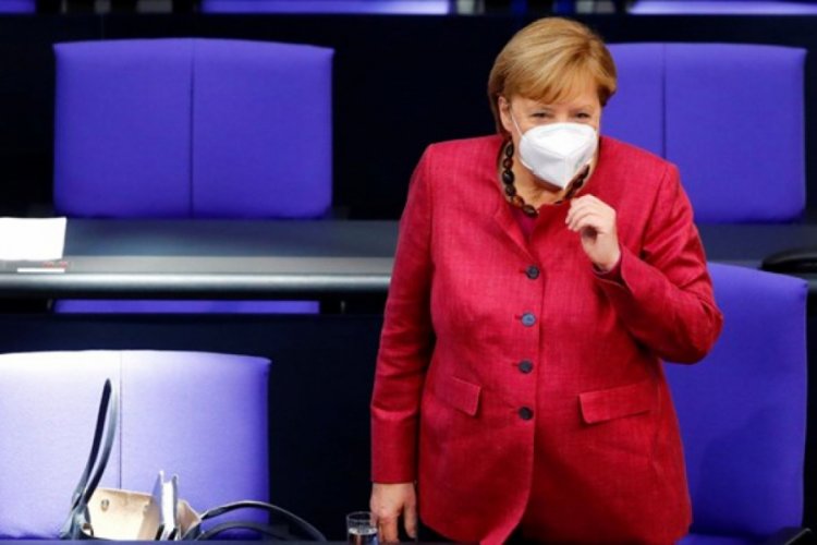 Angela Merkel'den corona virüs çağrısı