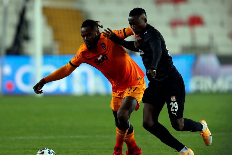 Galatasaray milli aradan yaralı dönüyor