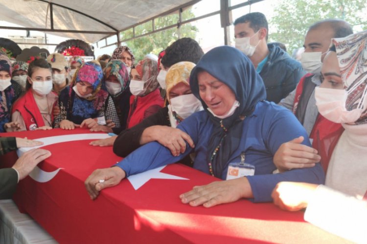 Şehit Uzman Çavuş Abdurrahman Topuksuz, son yolculuğuna uğurlandı