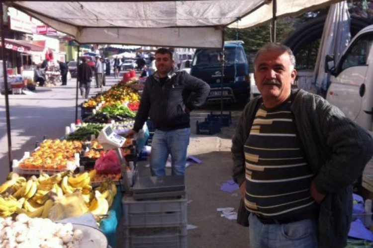 Pazarcı çift, yer sofrasının başında ölü bulundu