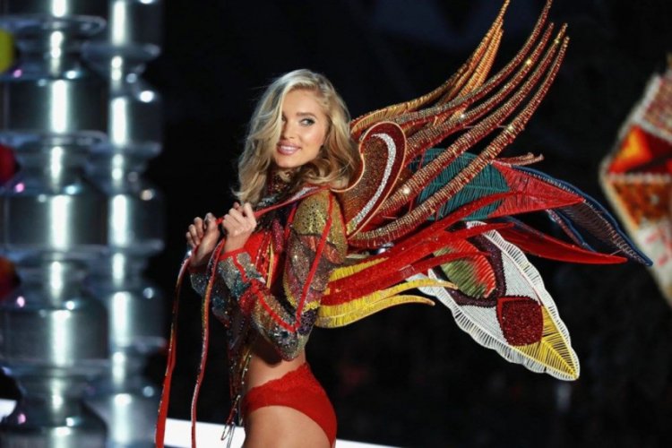 Elsa Hosk: Doğumdan sonra mesleğime devam edeceğim