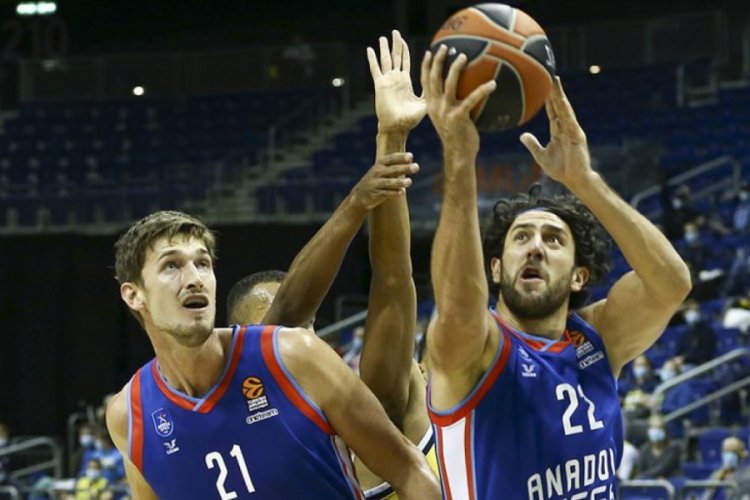 Anadolu Efes, Rusya deplasmanında