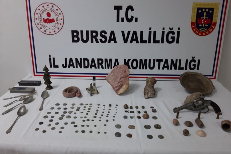 Bursa'da tarihi eser satmaya çalışan şüpheli suçüstü yakalandı