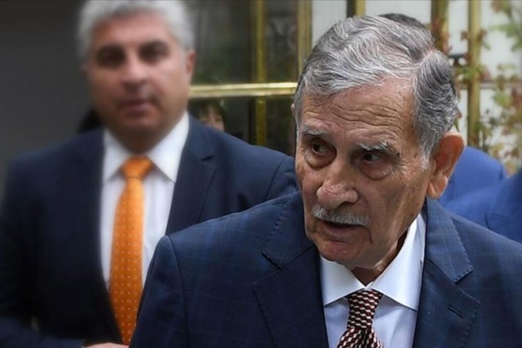 Eski başbakanlardan Yıldırım Akbulut hastaneye kaldırıldı