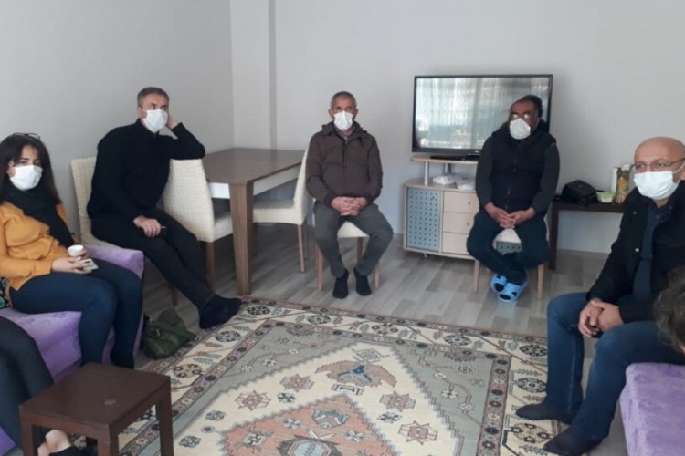 HDP'li vekilden öldürülen teröristin ailesine taziye ziyareti