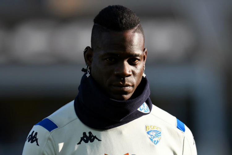 Mario Balotelli, Ada yolcusu