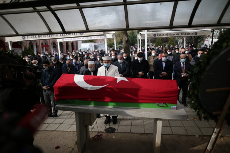 Efsane güreşçi Reşit Karacabak Bursa'da son yolculuğuna uğurlandı