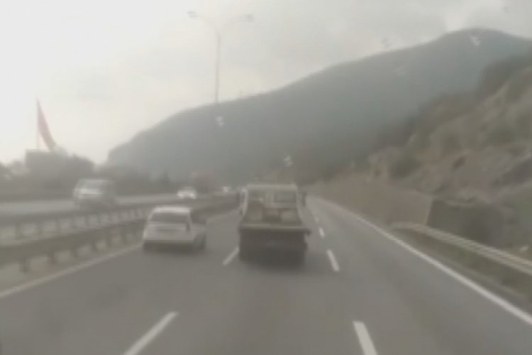 TEM'de çekici dehşeti: Onlarca kişinin hayatını tehlikeye soktu