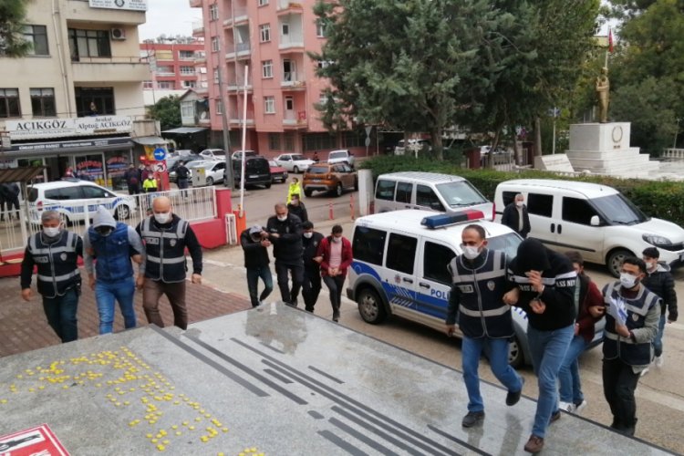 Adana'da yasa dışı bahis operasyonu: 9 gözaltı